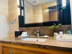 -海创大连科技交流中心(海事大学地铁站店)