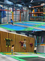 -反弹蹦床公园·亲子乐园·团建·派对(尚品奥莱店)