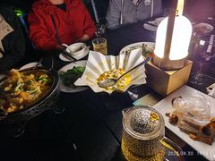 -河畔春天时尚餐厅