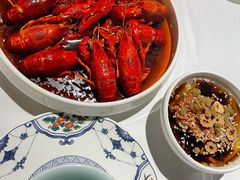 麻辣卤煮小龙虾-小河盐帮·私家菜·烤鸭(三元桥·霄云路店)