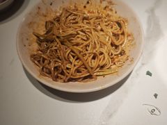 鸡丝凉面-麻六记(新天地店)