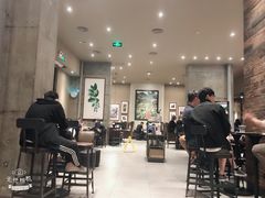 大堂-星巴克(深圳宝安泰华店)