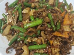 白椒炒鸡胗-嘉丰湘菜馆(芳群园店)
