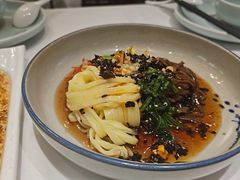 -江城小馆陕南妈妈菜·全球旅行餐厅(钟楼店)