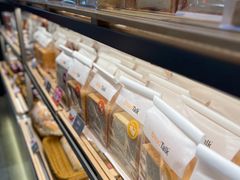 -面包新语(龙湖·西宸天街店)