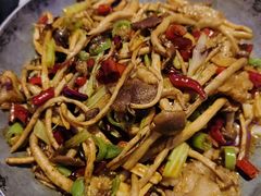 -路边边.炒菜烧烤.音乐餐厅(良乡长虹店)