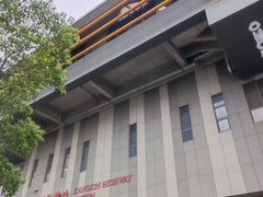 -康新公路(地铁站)