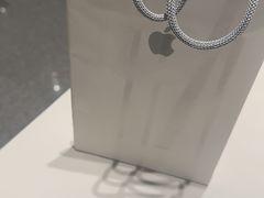 -Apple零售店(华贸购物中心店)