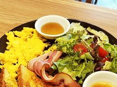 -必胜客(大宁路店)