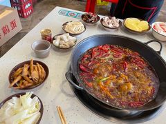 -厂花素芬九宫格火锅(银泰店)