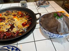 -旧街市鲜货老火锅(大光路店)