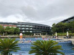 -上海滴水湖皇冠假日酒店