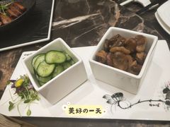 -南京悦客假日酒店
