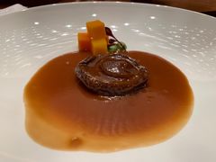 蚝皇八头南非干网鲍-广州柏悦酒店·悦景轩·粤菜餐厅