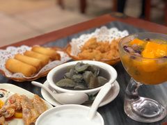 -黄师奶甜品店