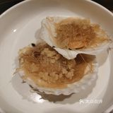 虾黄不是很OK。环境很好，每张桌子都配有一次性手套