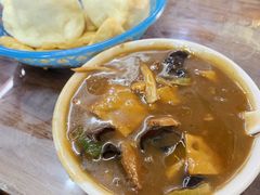 -穆彦华逍遥镇胡辣汤(岗坡路店)