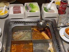 -海底捞火锅(宝龙广场夜宵主题店)