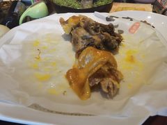 -头上红煨盐鸡·非遗院子餐厅