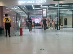 -5KM舞蹈街舞工作室