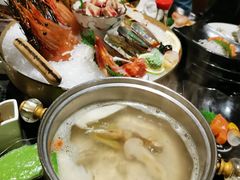 -半岛翡丽海鲜自助餐厅(观风亭店)