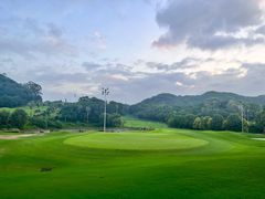 -麓湖高尔夫球俱乐部
