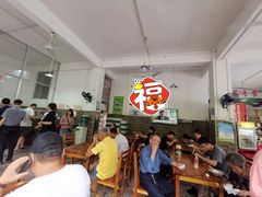 大堂-路口村义和米粉店