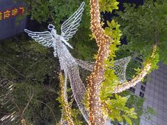 -八一路好吃街(雨田商务大厦店)