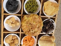 -鸡遇虾煲干锅火锅(小寨金莎店)