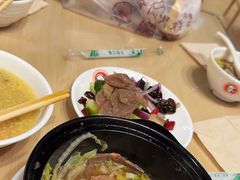 -闫家驴肉老店(华电一校店)