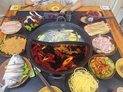 -谭记重庆老火锅(总店)