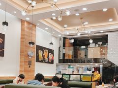 -佰搭果·广式茶餐厅(西华路店)