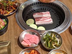 -香猪坊韩国烤肉专属门店(魏公村店)