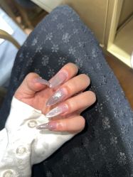 -甲·铺轻奢美甲美睫