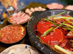 -黄潇洒老火锅(九眼桥宏济巷店)
