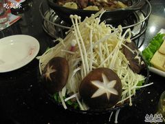 菌拼-刘一锅筋头巴脑(小北店)