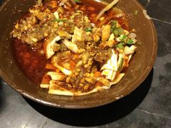 -巴四老城区炭火蛙锅(张江店)