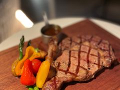 -Oasis Bar & Grill