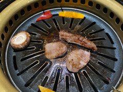 上等牛舌-炼火烤肉店