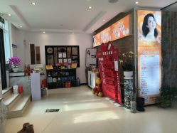 -黎蓓露·徒手骨雕蛋白抗衰·调肤管理