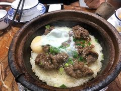 窝蛋牛肉煲仔饭-红星光发煲仔饭(大石街店)