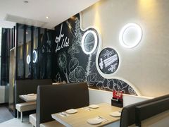-必胜客(武汉欢乐谷店)