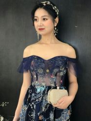 -艾米丽婚纱礼服