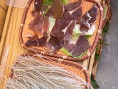 -阿婆情腊排骨火锅(金虹路店)