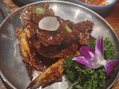 -明洞阿姨·韩式酱蟹烤肉·创意料理(三元桥店)