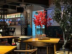 -JINNS锦时 steak&pizza(浸信会礼拜堂旧址店)