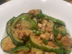 -佬湘楼·27年湘菜(天河都市广场店)