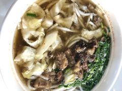 -花溪王记牛肉粉(四季花溪商场店)