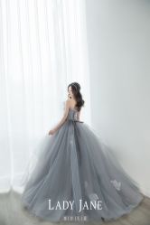 -Lady  Jane高端婚纱礼服馆