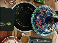 -毛辣果·贵州红酸汤牛肉火锅(西单店)